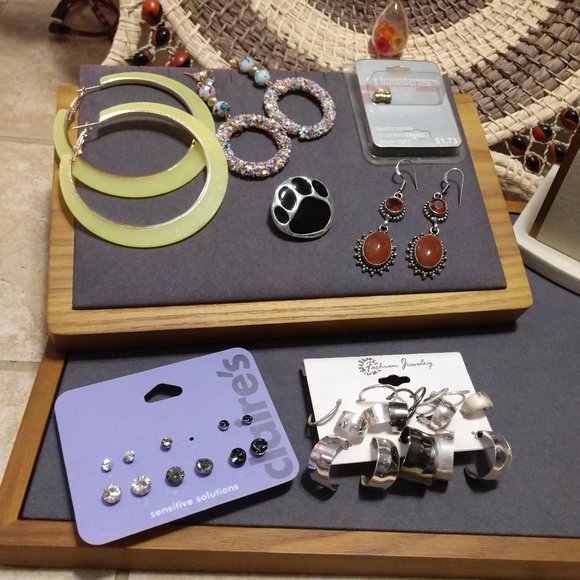 Fashion Bundle & Sterling Silver Earrings - Picture 5 of 14